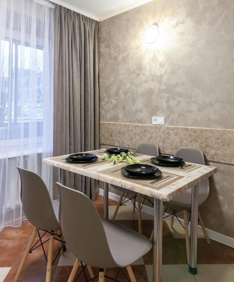 Alfa Apartments Franko University 利沃夫 外观 照片